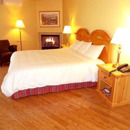 Hotel Alila Saint-Sauveur-des-Monts Εξωτερικό φωτογραφία