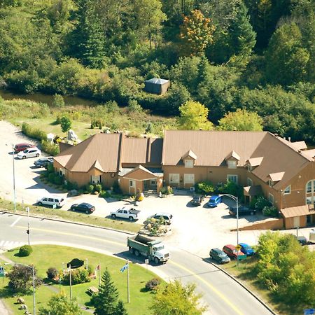 Hotel Alila Saint-Sauveur-des-Monts Εξωτερικό φωτογραφία